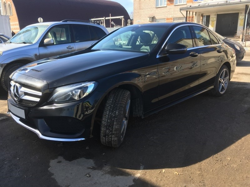 Mercedes E